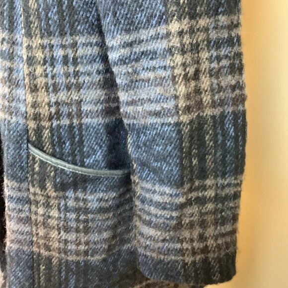 VINTAGE WOOL PLAID COAT By Montreal Coat Factory - Picture 7 of 12